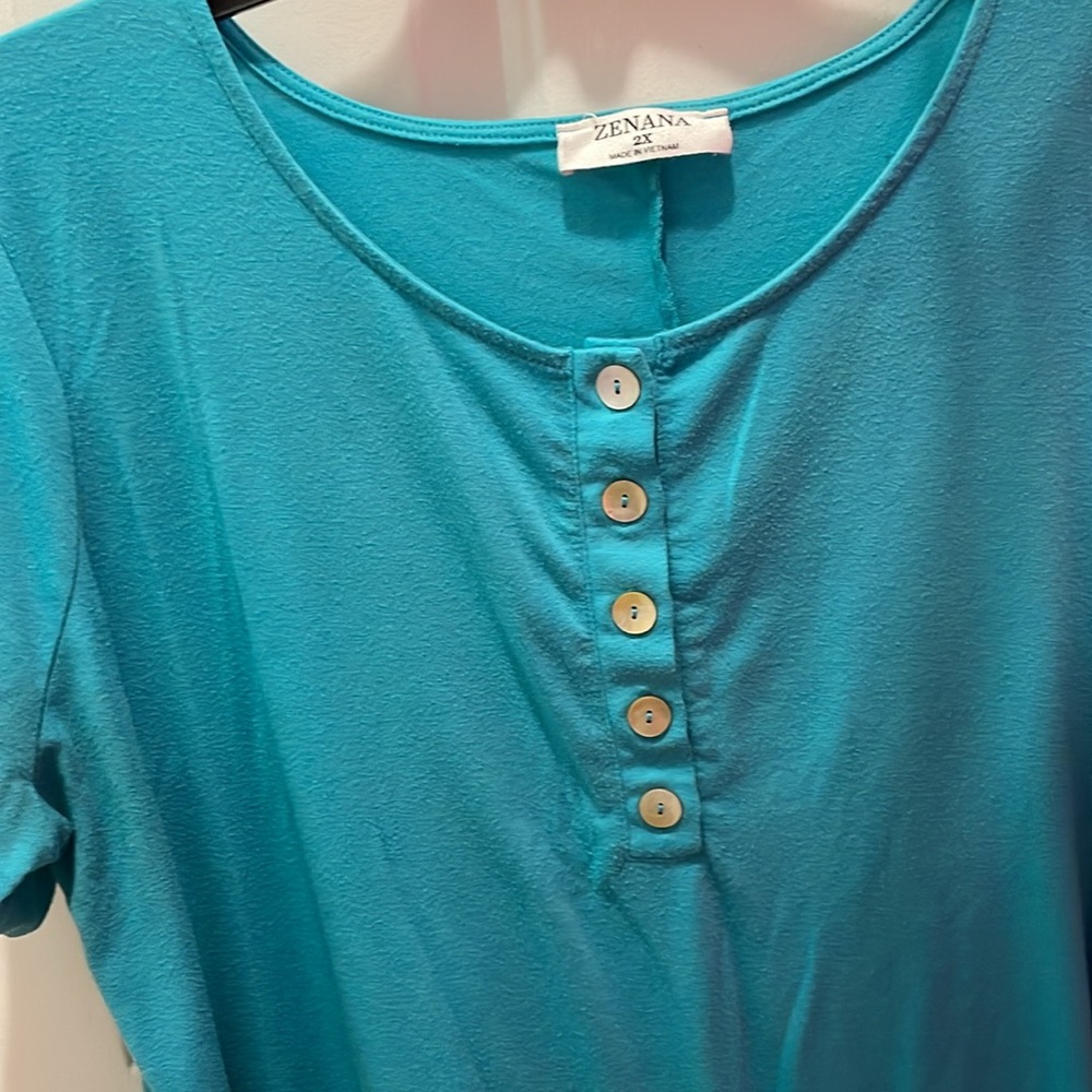 Zenana basic shirts - Picture 3 of 3
